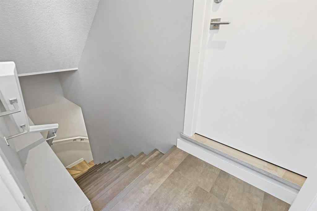 MLS® A2258533 - 193 Creekside Drive SW in Pine Creek Calgary, Residential