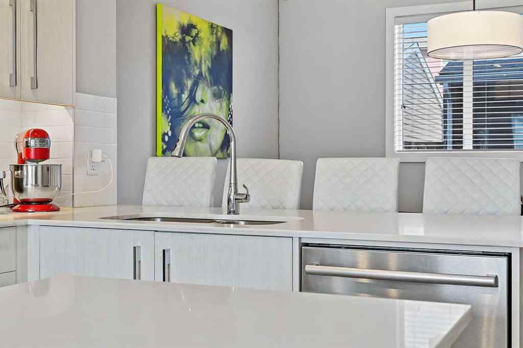 MLS® A2258533 - 193 Creekside Drive SW in Pine Creek Calgary, Residential