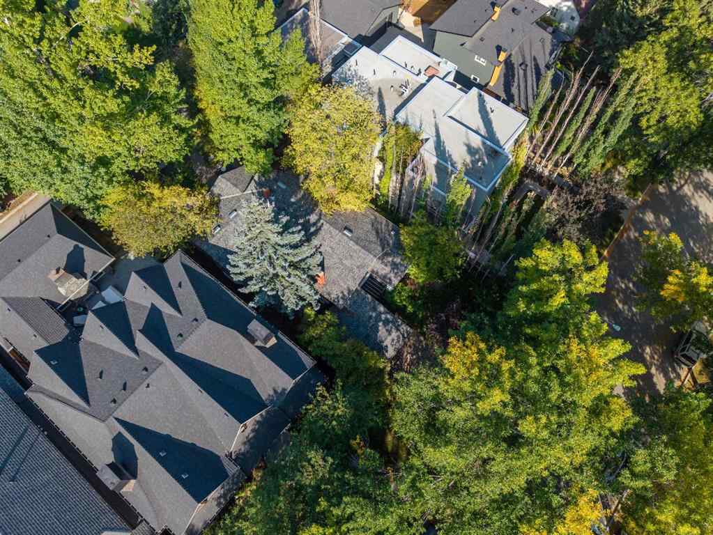 MLS® A2258538 - 3035 1 Street SW in Roxboro Calgary, Residential