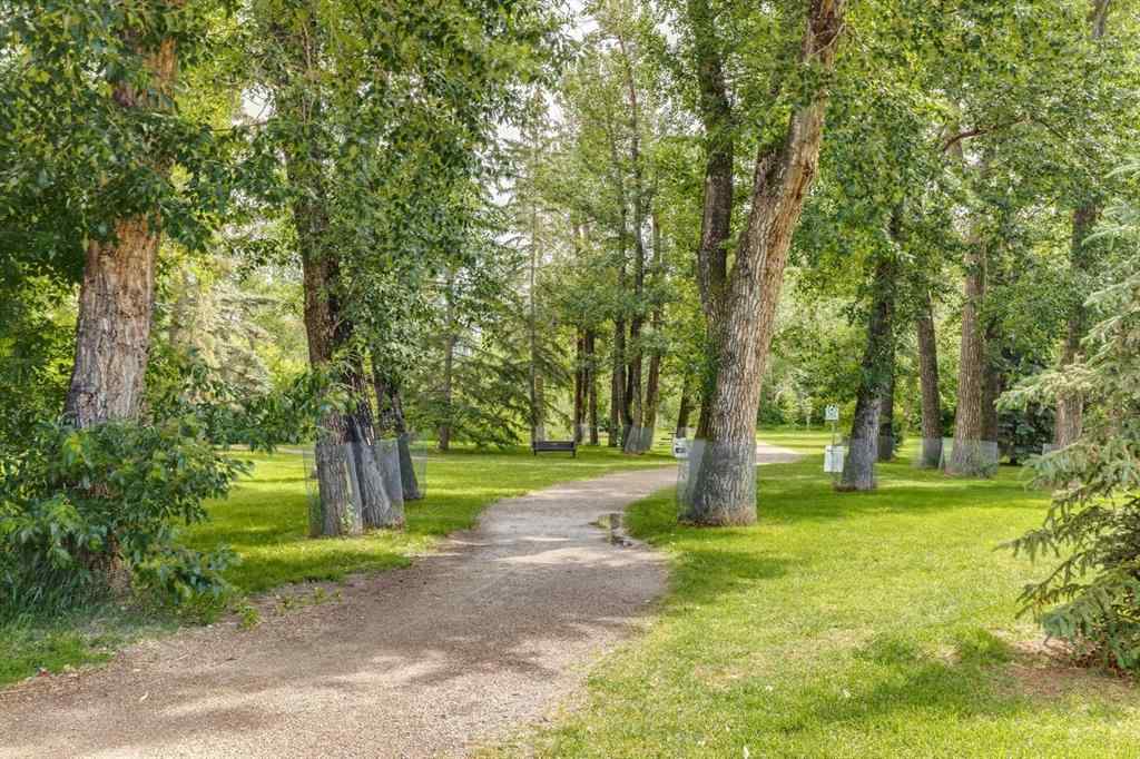 MLS® A2258538 - 3035 1 Street SW in Roxboro Calgary, Residential