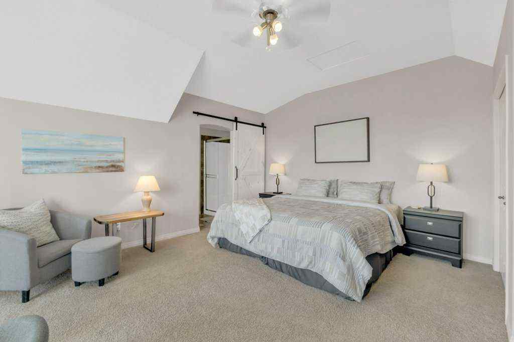 MLS® A2258542 - 5024 47 Street  in Downtown Sylvan Lake, Residential