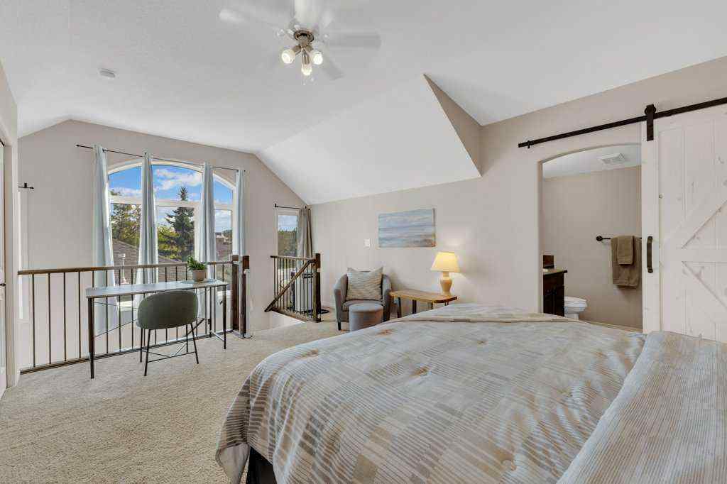 MLS® A2258542 - 5024 47 Street  in Downtown Sylvan Lake, Residential