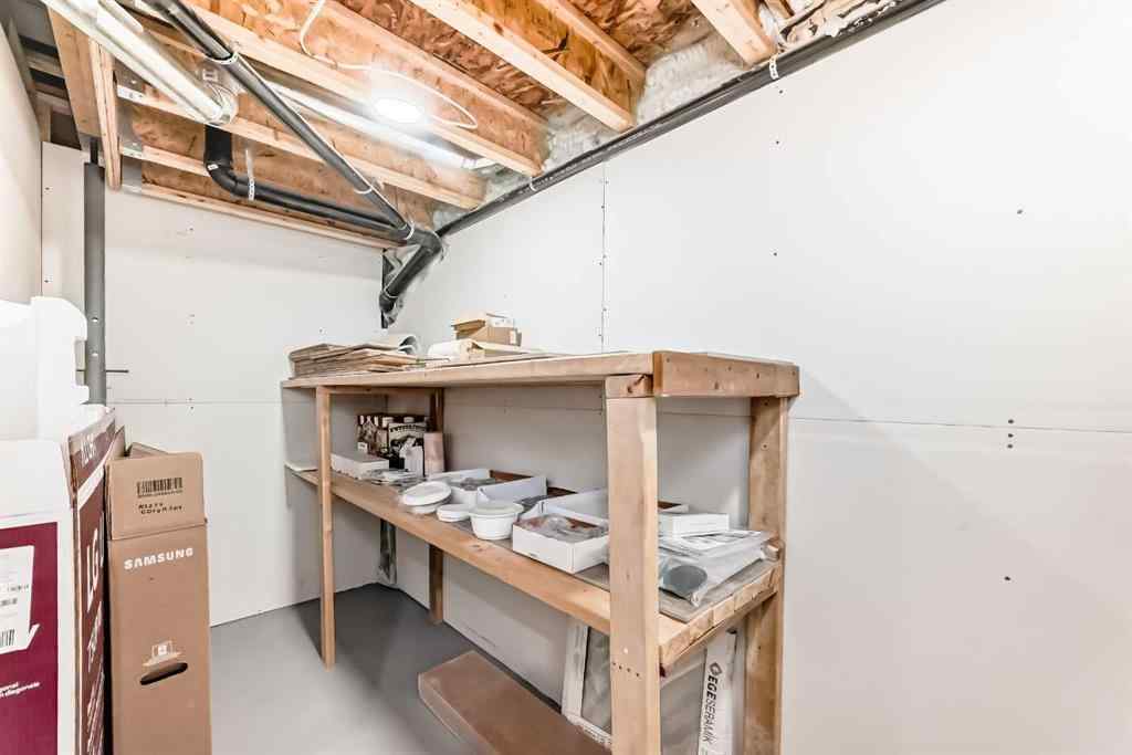 MLS® A2258543 - 226 21 Avenue NE in Tuxedo Park Calgary, Residential