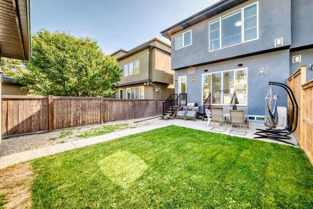 MLS® A2258543 - 226 21 Avenue NE in Tuxedo Park Calgary, Residential