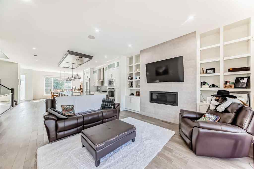 MLS® A2258543 - 226 21 Avenue NE in Tuxedo Park Calgary, Residential