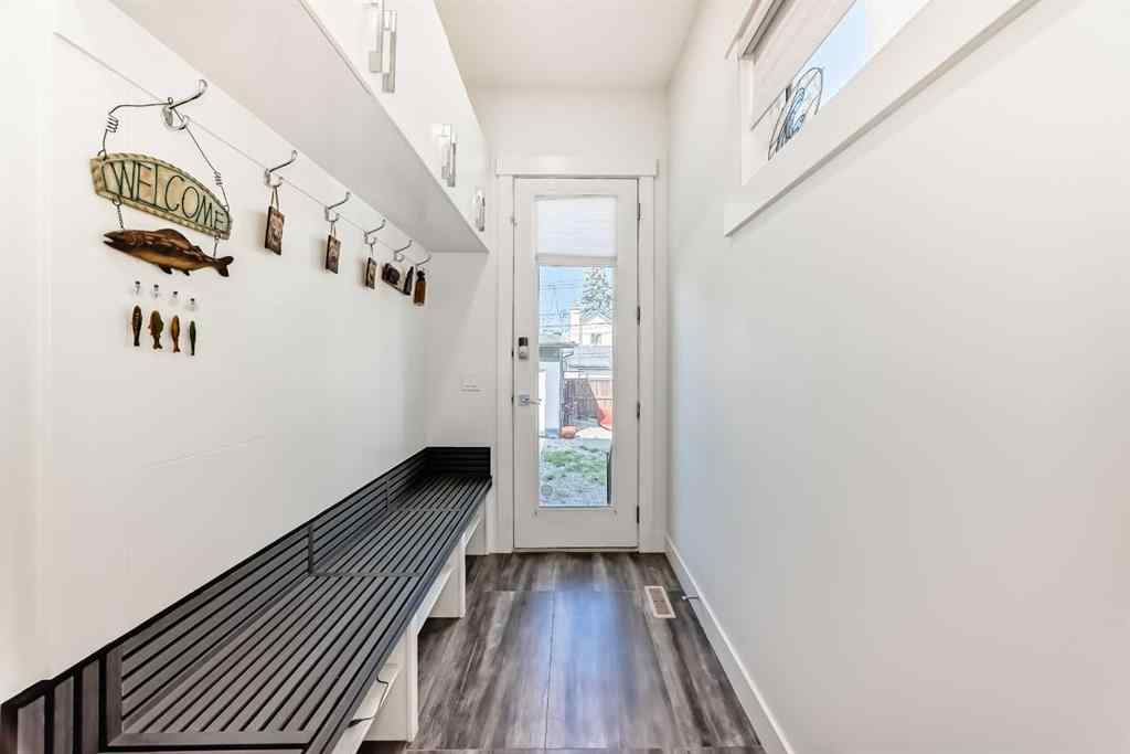 MLS® A2258543 - 226 21 Avenue NE in Tuxedo Park Calgary, Residential
