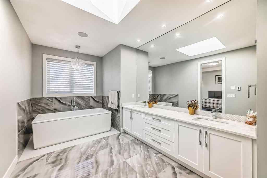MLS® A2258543 - 226 21 Avenue NE in Tuxedo Park Calgary, Residential