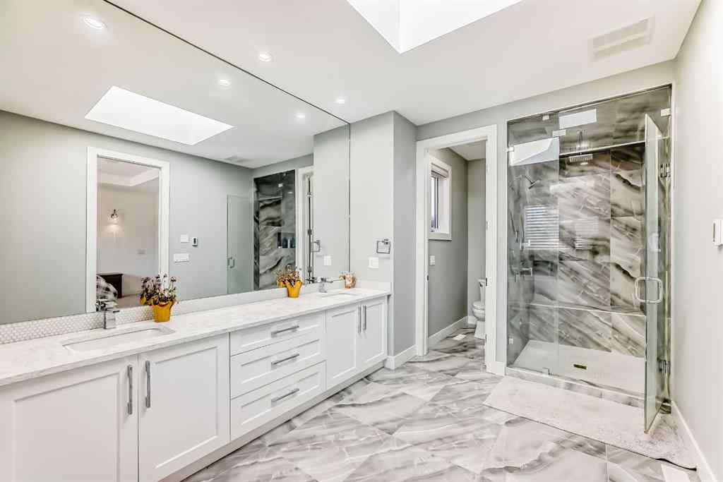 MLS® A2258543 - 226 21 Avenue NE in Tuxedo Park Calgary, Residential
