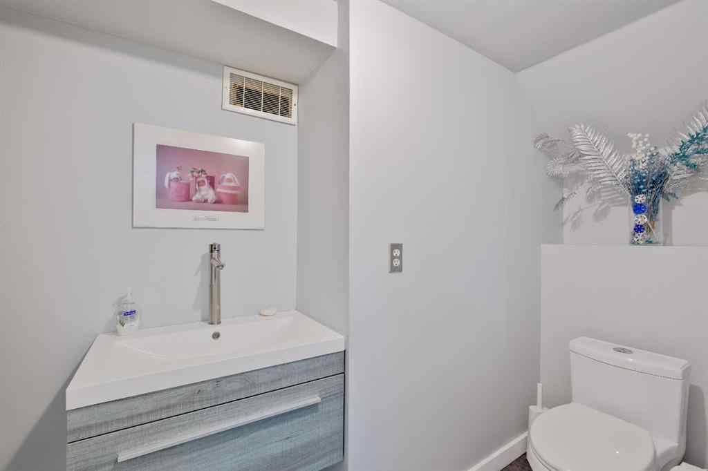 MLS® A2258545 - 124 Whiteside Crescent NE in Whitehorn Calgary, Residential