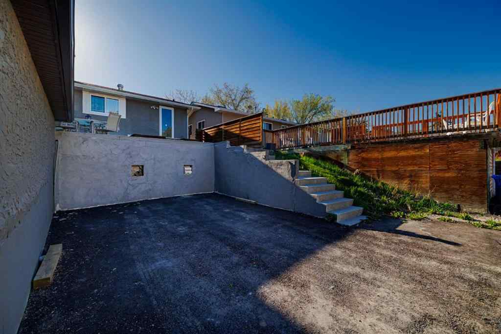 MLS® A2258545 - 124 Whiteside Crescent NE in Whitehorn Calgary, Residential