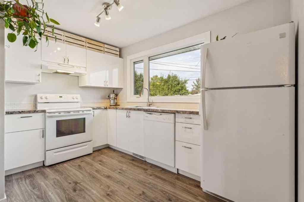 MLS® A2258546 - 1616 Robson Crescent SE in Albert Park/Radisson Heights Calgary, Residential