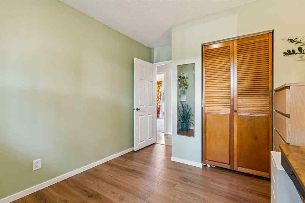 MLS® A2258546 - 1616 Robson Crescent SE in Albert Park/Radisson Heights Calgary, Residential
