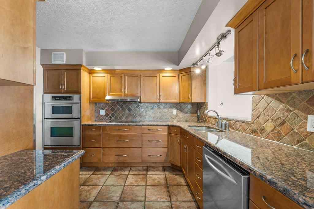 MLS® A2258550 - Unit #1207 1100 8 Avenue SW in Downtown West End Calgary, Residential