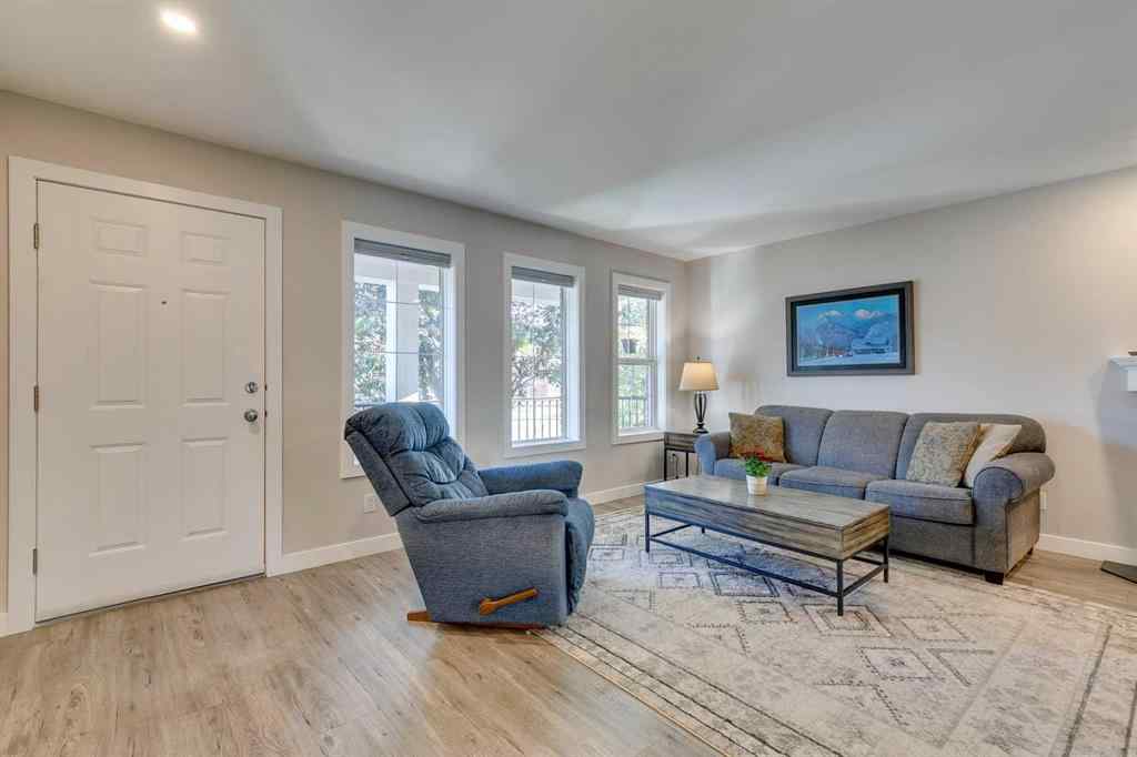 MLS® A2258556 - 7979 Wentworth Drive SW in West Springs Calgary, Residential