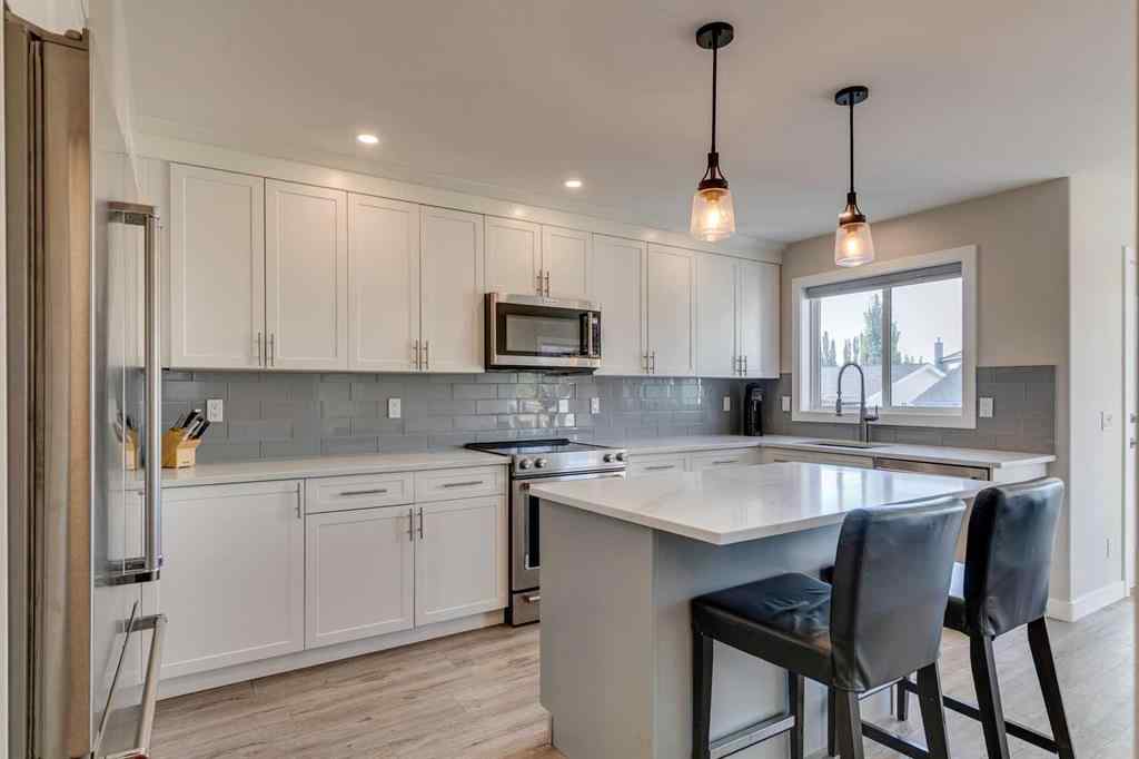 MLS® A2258556 - 7979 Wentworth Drive SW in West Springs Calgary, Residential