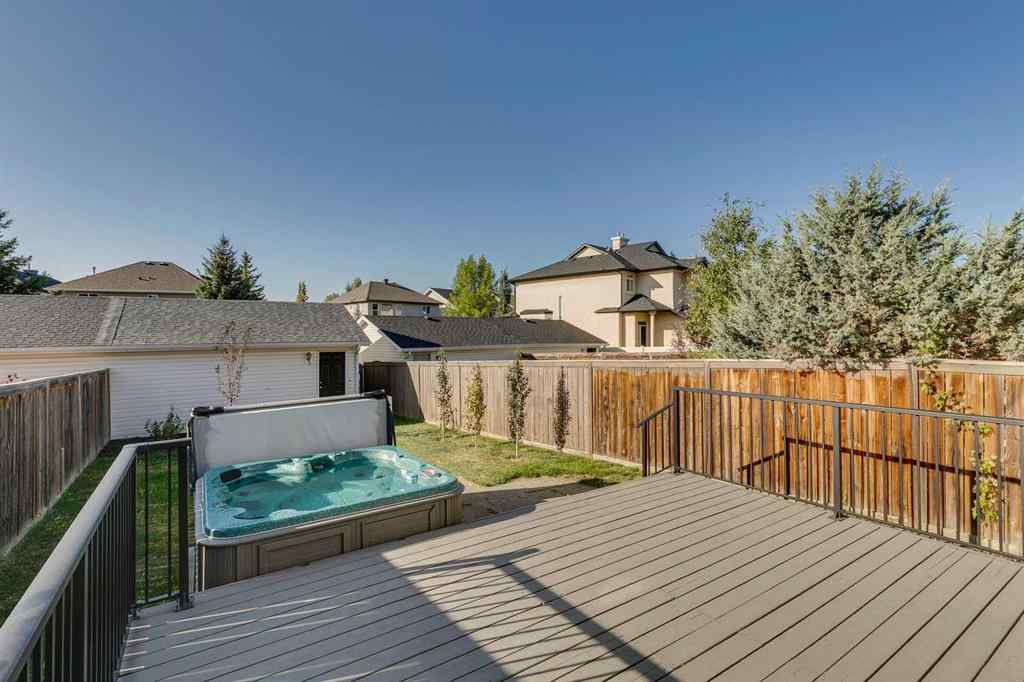 MLS® A2258556 - 7979 Wentworth Drive SW in West Springs Calgary, Residential
