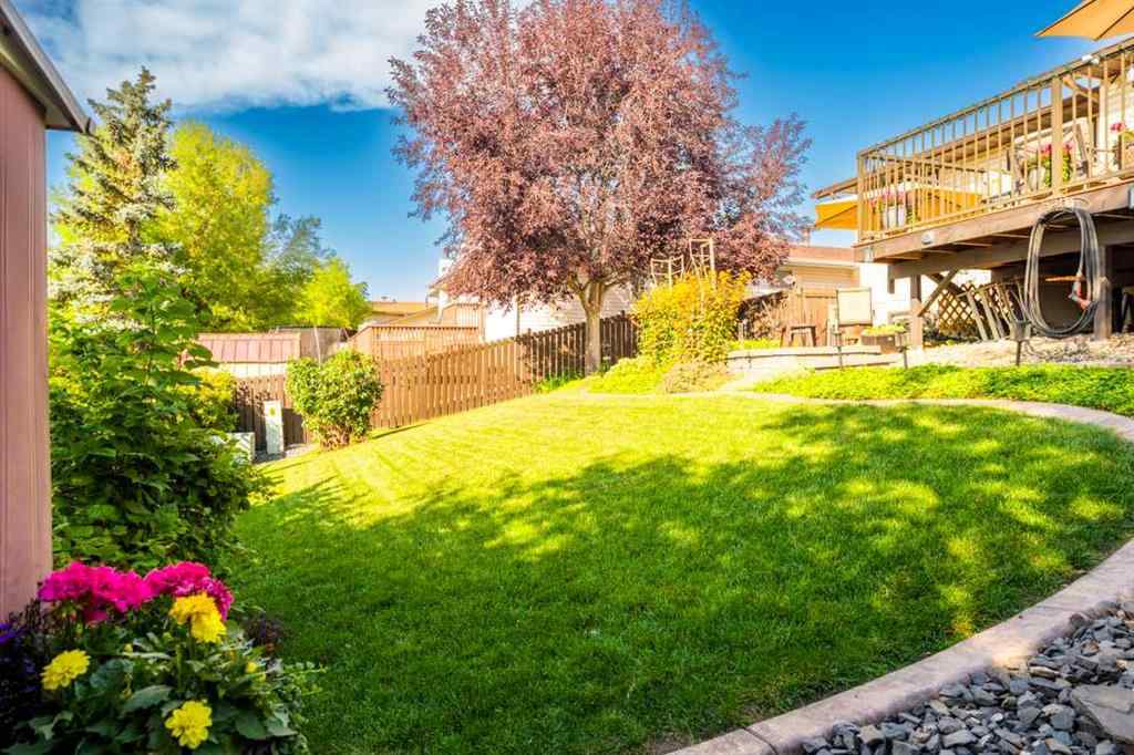 MLS® A2258565 - 23 Whitlock Close NE in Whitehorn Calgary, Residential