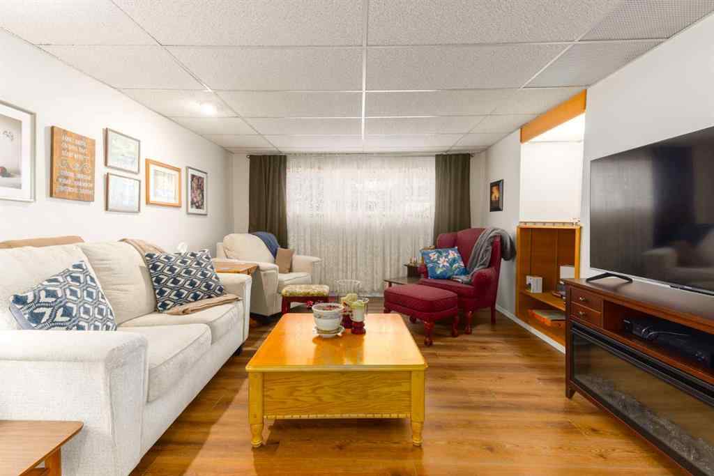 MLS® A2258565 - 23 Whitlock Close NE in Whitehorn Calgary, Residential