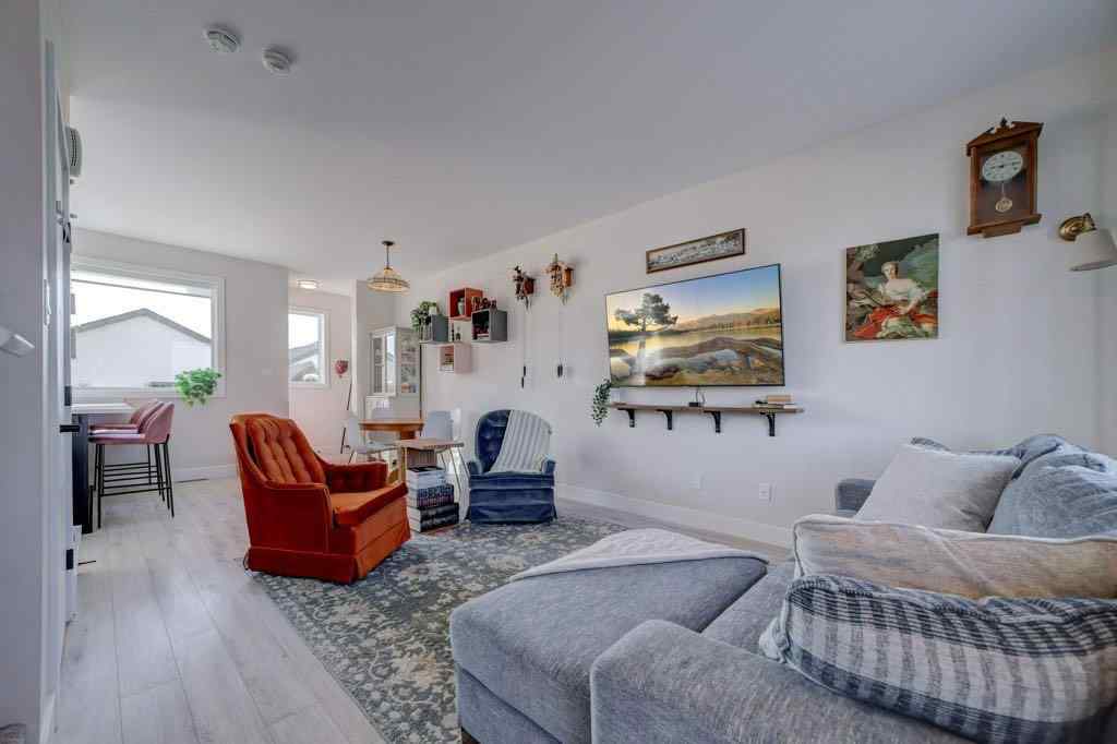 MLS® A2258571 - 2929 46 Street S in Discovery Lethbridge, Residential