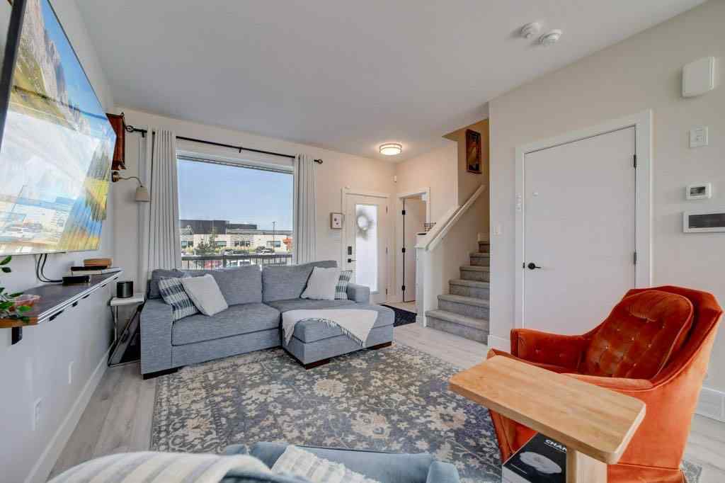 MLS® A2258571 - 2929 46 Street S in Discovery Lethbridge, Residential