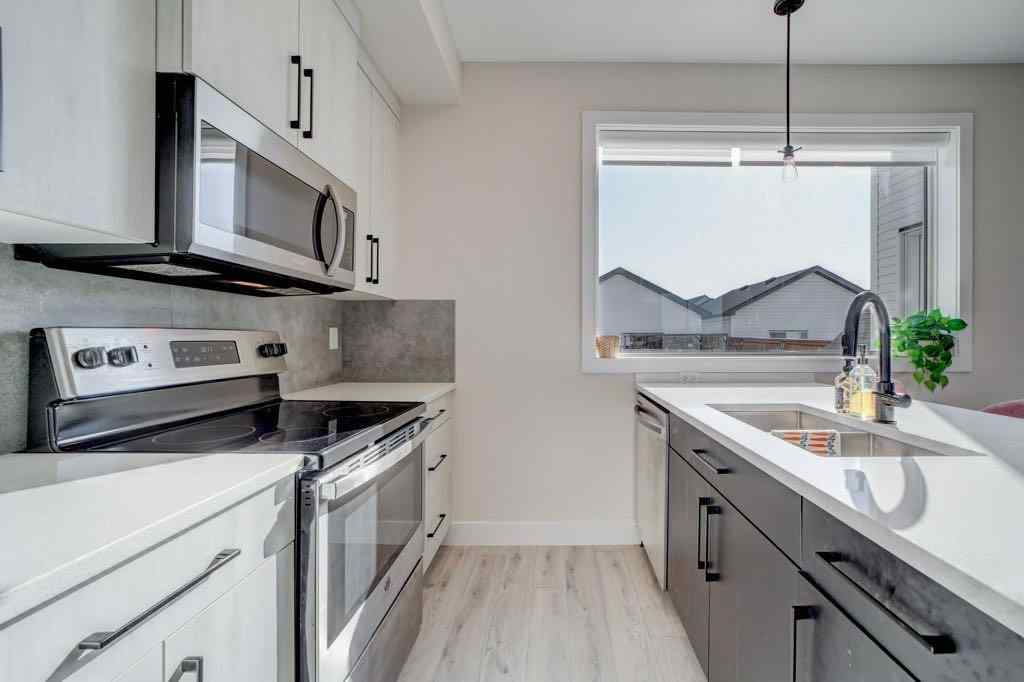 MLS® A2258571 - 2929 46 Street S in Discovery Lethbridge, Residential