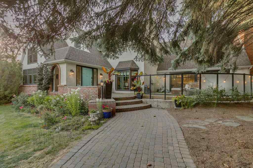 MLS® A2258573 - 2409 Carleton Street SW in Upper Mount Royal Calgary, Residential