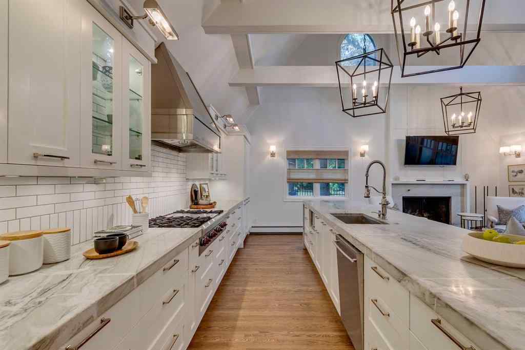 MLS® A2258573 - 2409 Carleton Street SW in Upper Mount Royal Calgary, Residential