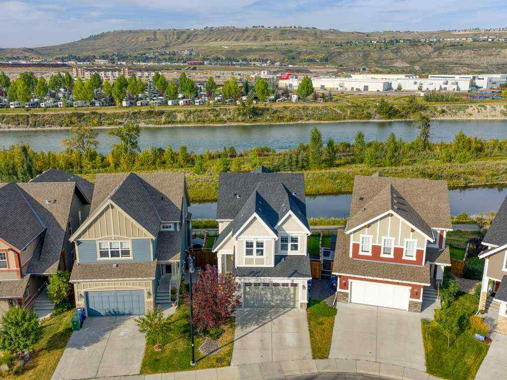 MLS® A2258579 - 34 Riviera View  in Riviera Cochrane, Residential