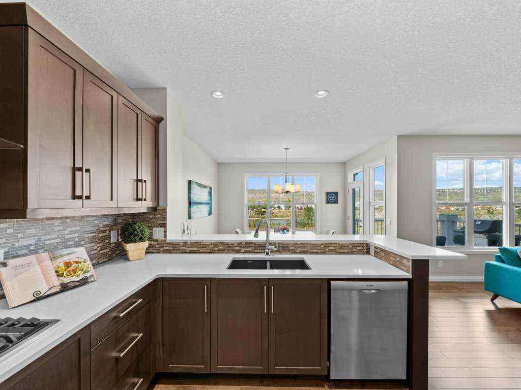 MLS® A2258579 - 34 Riviera View  in Riviera Cochrane, Residential