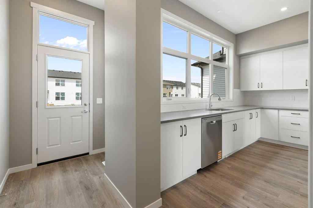 MLS® A2258581 - 415 Hotchkiss Manor SE in Hotchkiss Calgary, Residential