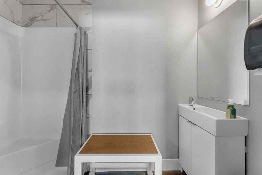 MLS® A2258586 - Unit #133 10555 48 Street SE in East Shepard Industrial Calgary, Commercial