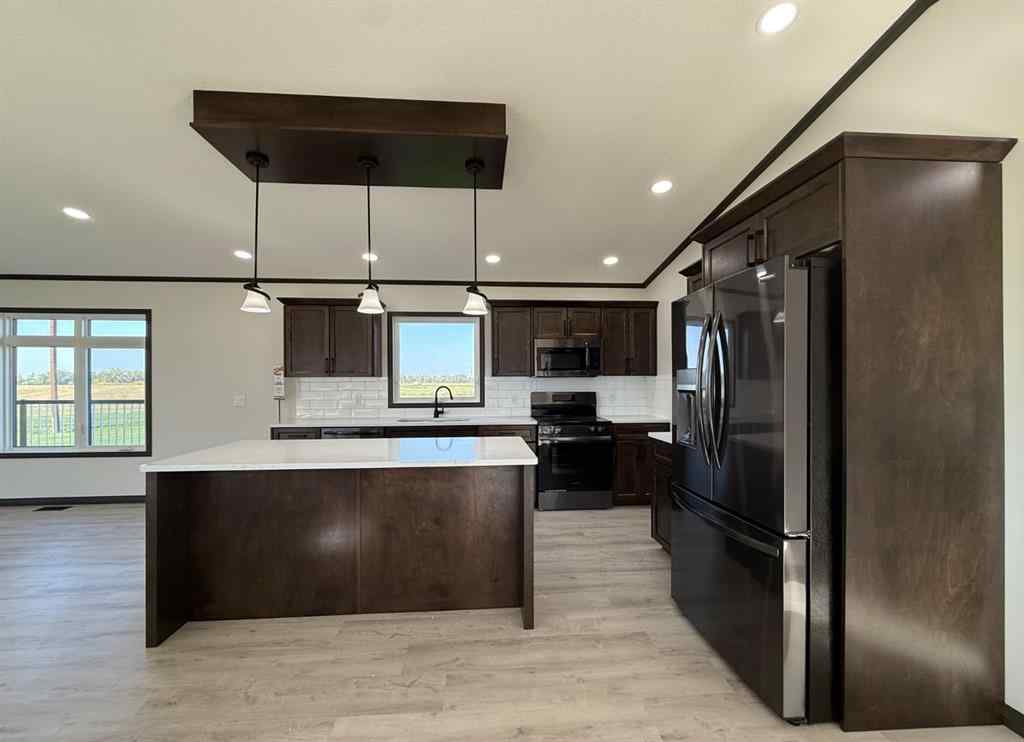 MLS® A2258589 - 106167 RGE RD 150   in NONE La Crete, Mobile