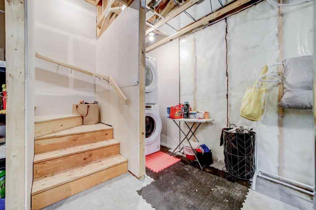 MLS® A2258590 - 2927 46 Street S in Discovery Lethbridge, Residential