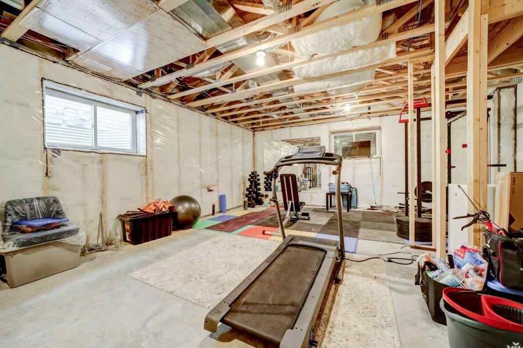 MLS® A2258590 - 2927 46 Street S in Discovery Lethbridge, Residential
