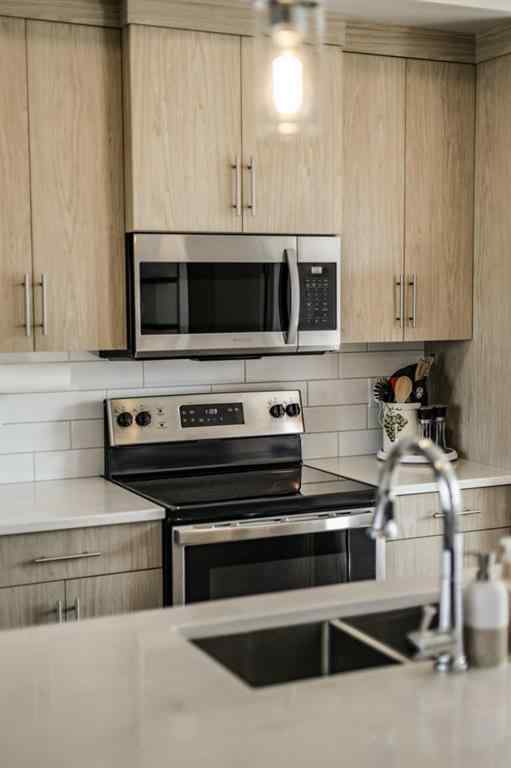MLS® A2258590 - 2927 46 Street S in Discovery Lethbridge, Residential