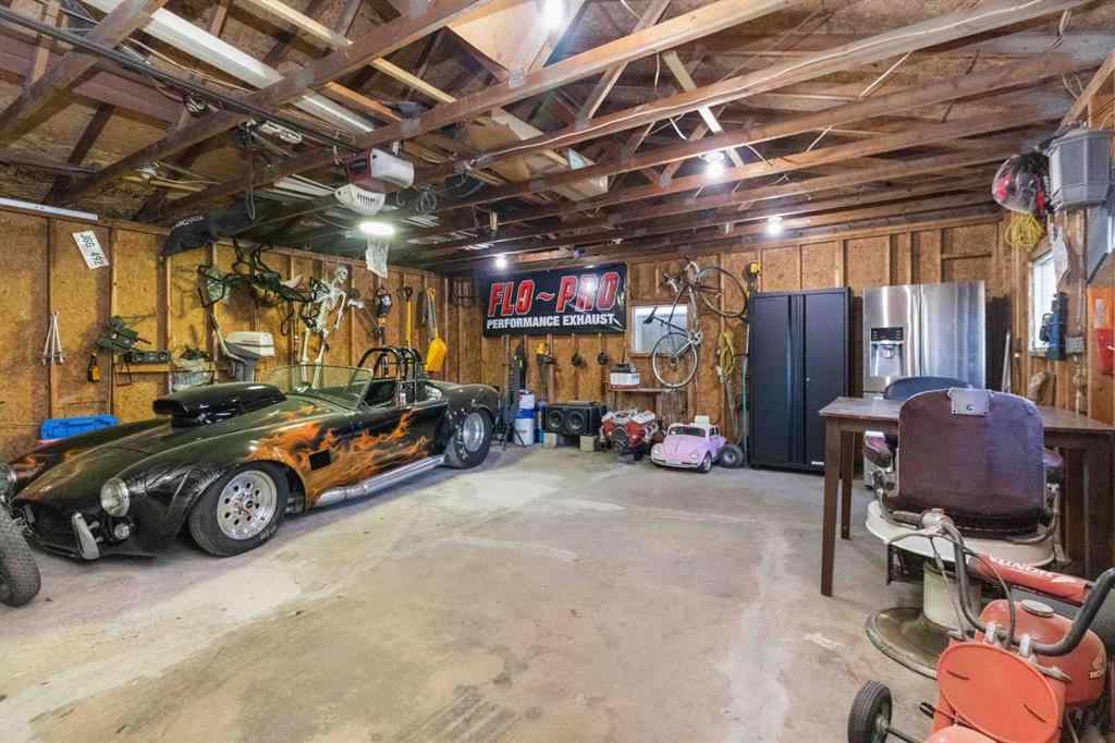 MLS® A2258591 - 225 Farrell Crescent  in Dickinsfield Fort McMurray, Residential