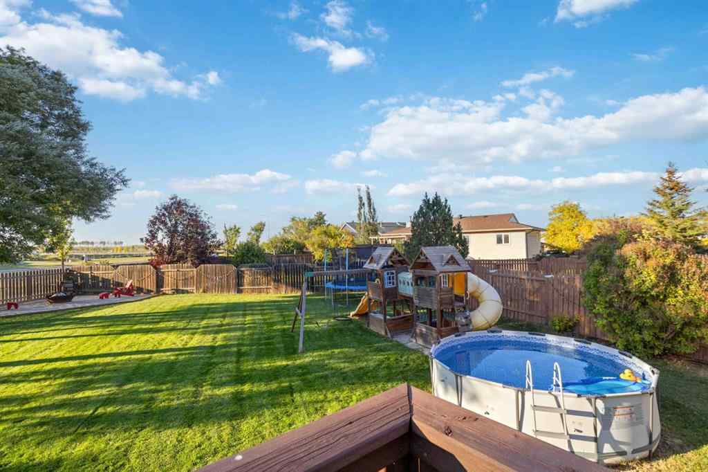 MLS® A2258591 - 225 Farrell Crescent  in Dickinsfield Fort McMurray, Residential
