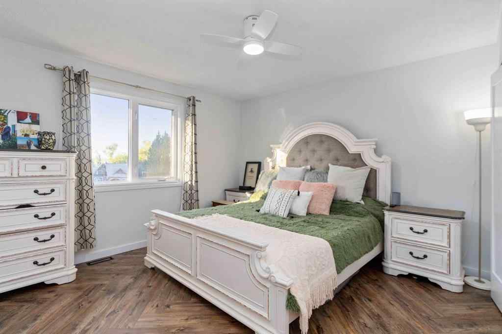 MLS® A2258591 - 225 Farrell Crescent  in Dickinsfield Fort McMurray, Residential