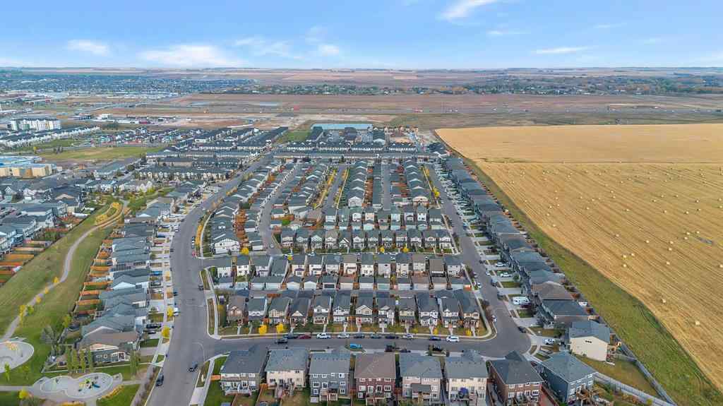 MLS® A2258593 - 224 Hillcrest Road SW in Hillcrest Airdrie, Residential