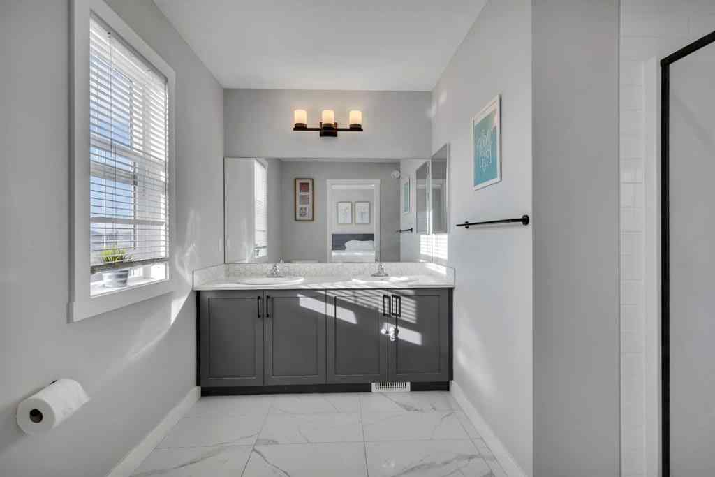 MLS® A2258593 - 224 Hillcrest Road SW in Hillcrest Airdrie, Residential