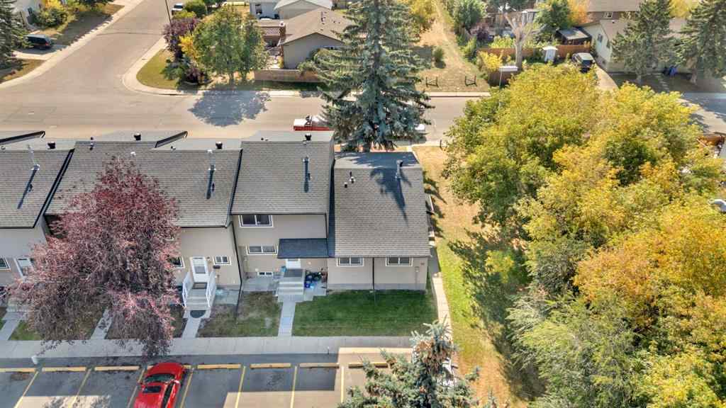 MLS® A2258594 - Unit #25 96 Holmes Street  in Highland Green Estates Red Deer, Residential