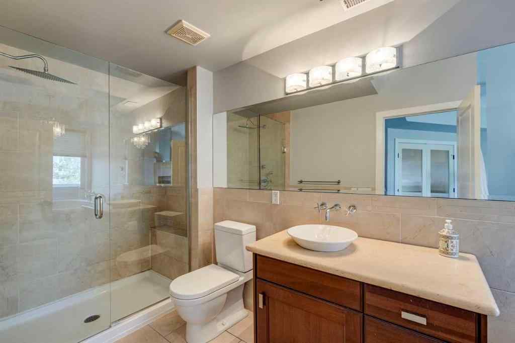 MLS® A2258598 - 525 5 Street NE in Bridgeland/Riverside Calgary, Residential