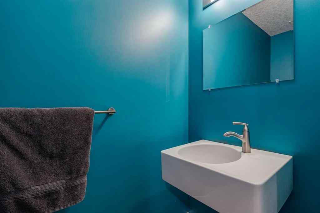 MLS® A2258598 - 525 5 Street NE in Bridgeland/Riverside Calgary, Residential