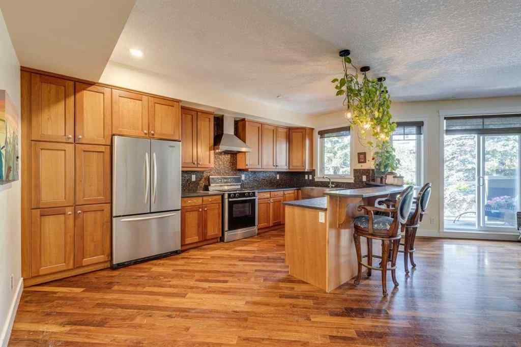 MLS® A2258598 - 525 5 Street NE in Bridgeland/Riverside Calgary, Residential
