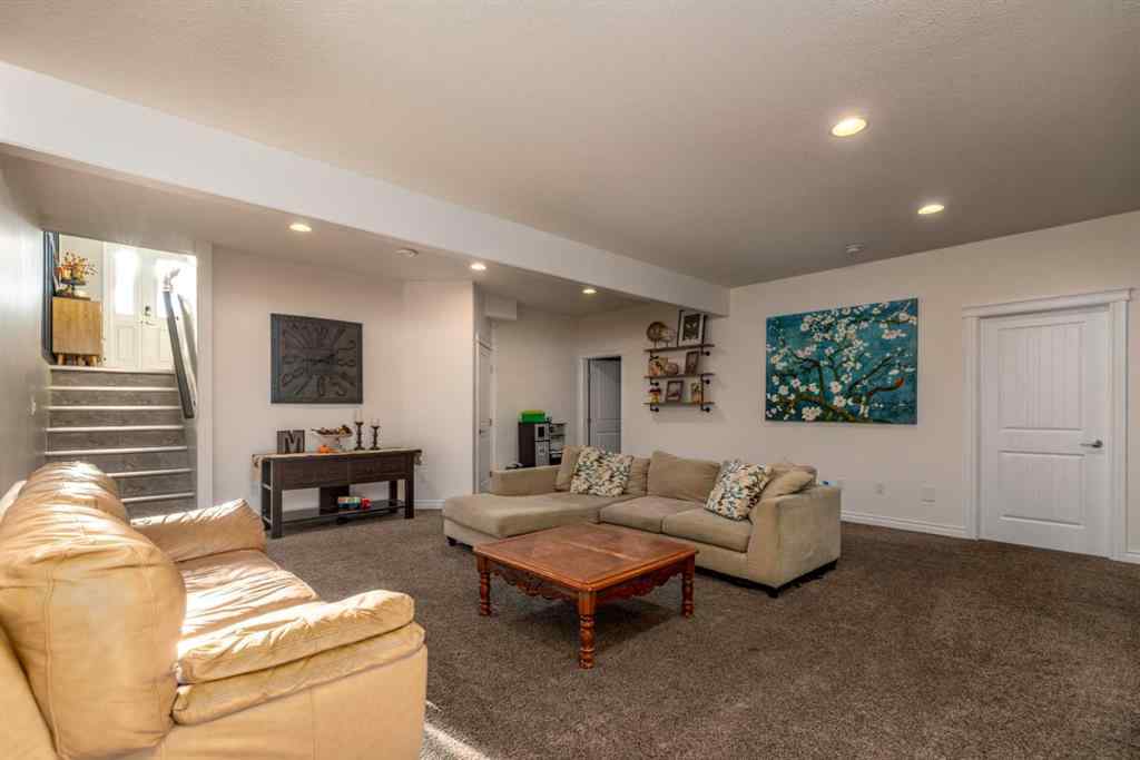 MLS® A2258602 - 2004 61 Avenue  in Lakeside Lloydminster, Residential