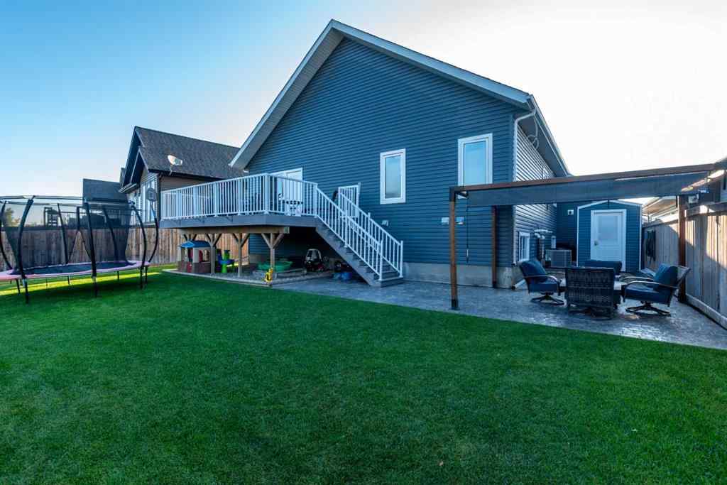 MLS® A2258602 - 2004 61 Avenue  in Lakeside Lloydminster, Residential