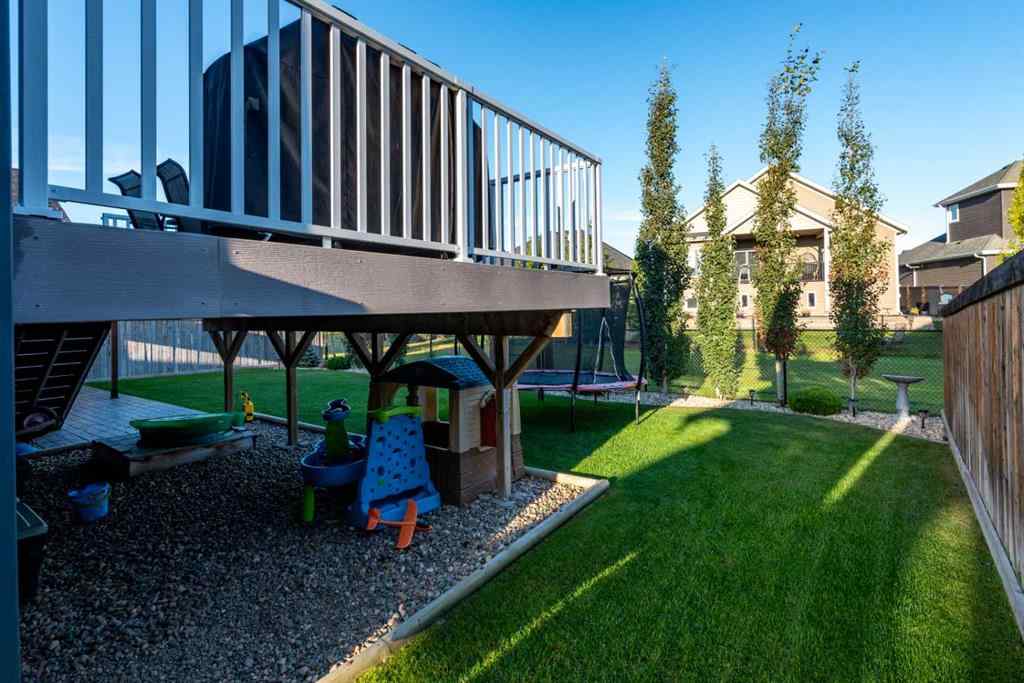 MLS® A2258602 - 2004 61 Avenue  in Lakeside Lloydminster, Residential