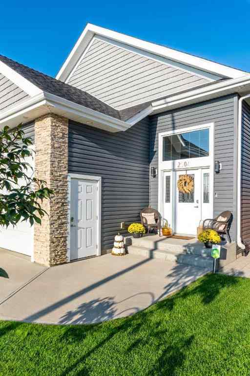 MLS® A2258602 - 2004 61 Avenue  in Lakeside Lloydminster, Residential