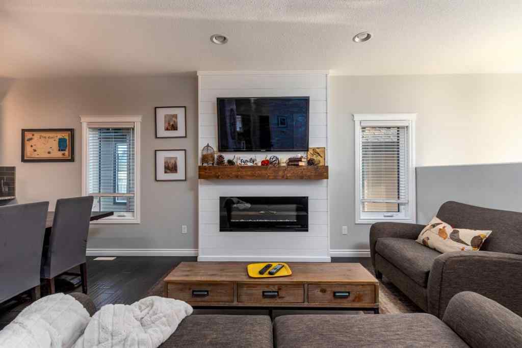 MLS® A2258602 - 2004 61 Avenue  in Lakeside Lloydminster, Residential