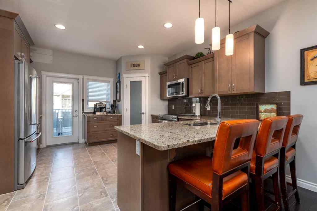 MLS® A2258602 - 2004 61 Avenue  in Lakeside Lloydminster, Residential